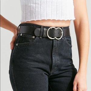 Urban Outfitters double o-ring belt